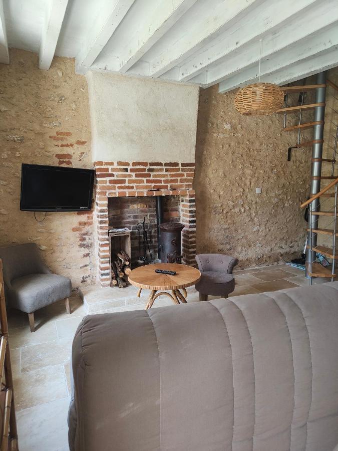 La petite maison dans la forêt Gy-en-Sologne Extérieur photo